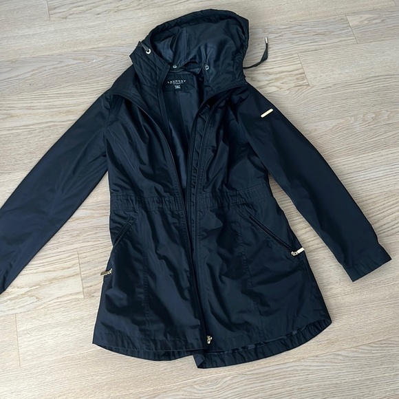 Laundry by Shelli Segal Hooded Cinch Zip Raincoat - Picture 1 of 3